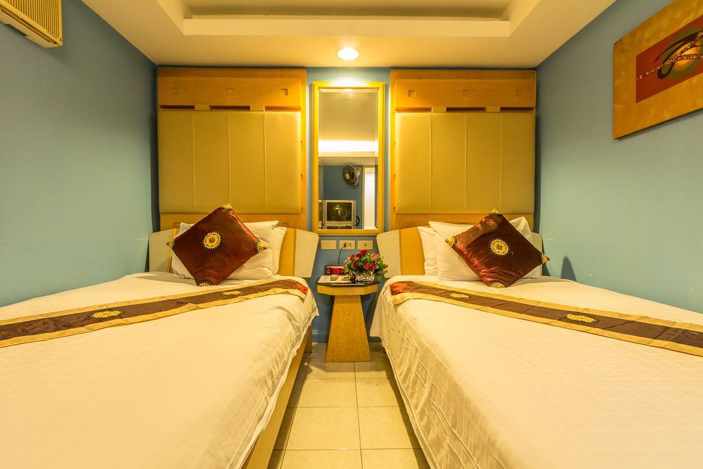 Sam'S Lodge Бангкок Экстерьер фото